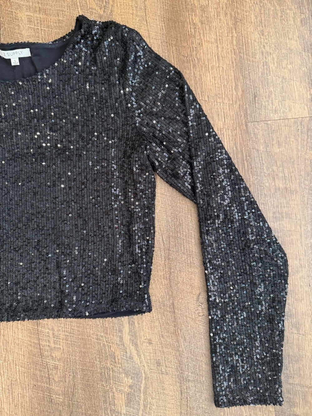 Z Supply Women’s Aurora Black Sequin Long Sleeve Crop Top Size Large - Picture 8 of 13